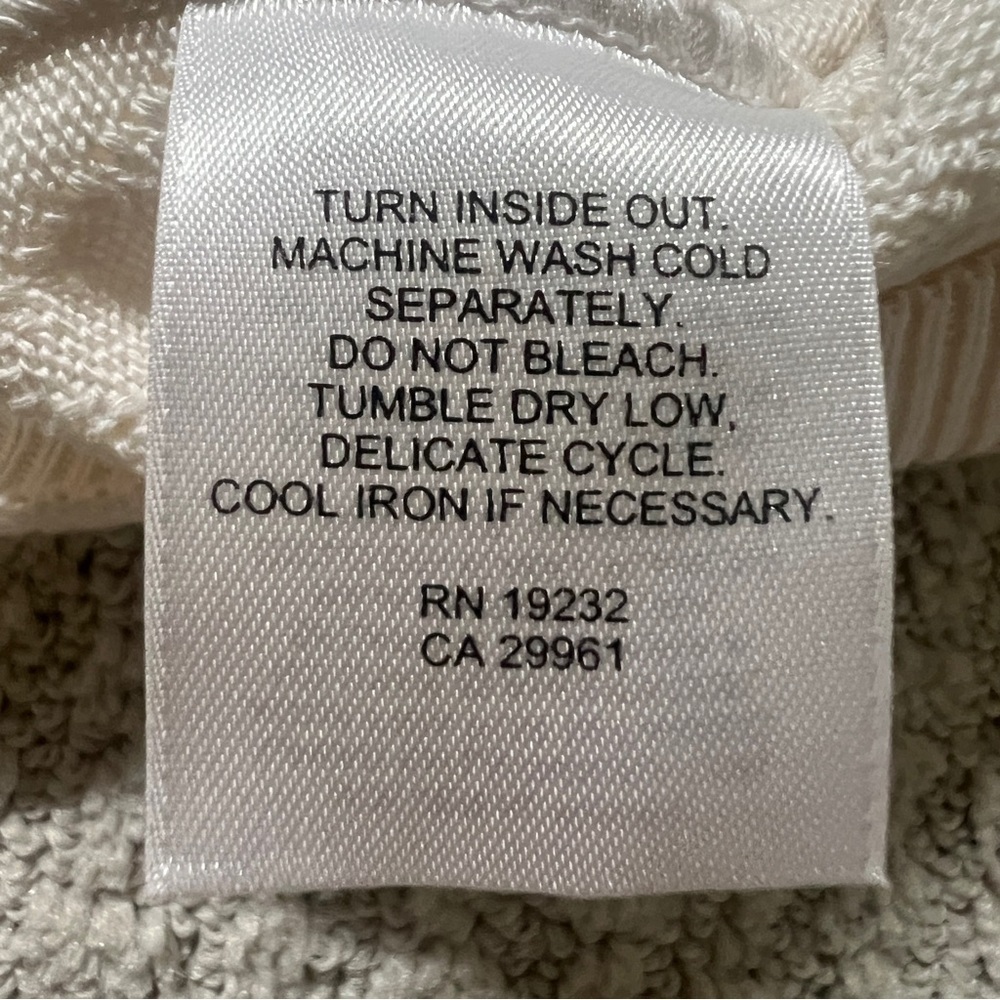 Alfred Dunner Cream Blouse - Picture 4 of 8